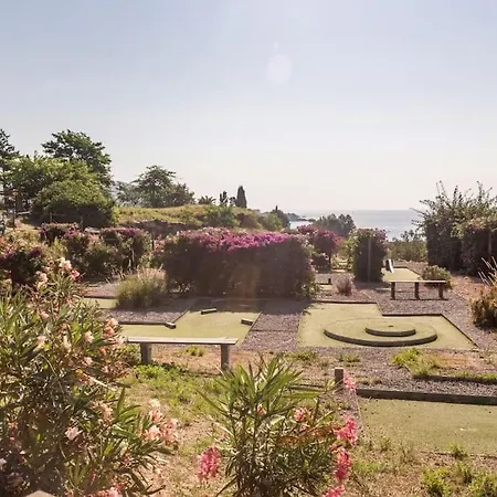 T2 Vue Mer, Saint-raphael, Village Cap Esterel Апартаменты Сен-Рафаэль